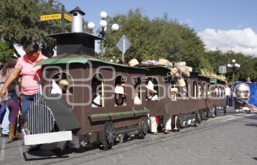 DESFILE 20 DE NOVIEMBRE . ACATLÁN