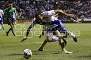 FÚTBOL . CLUB PUEBLA VS PUMAS