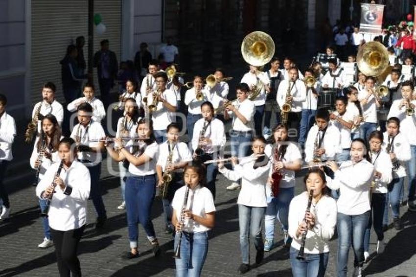 DESFILE TRABAJADORES CSR