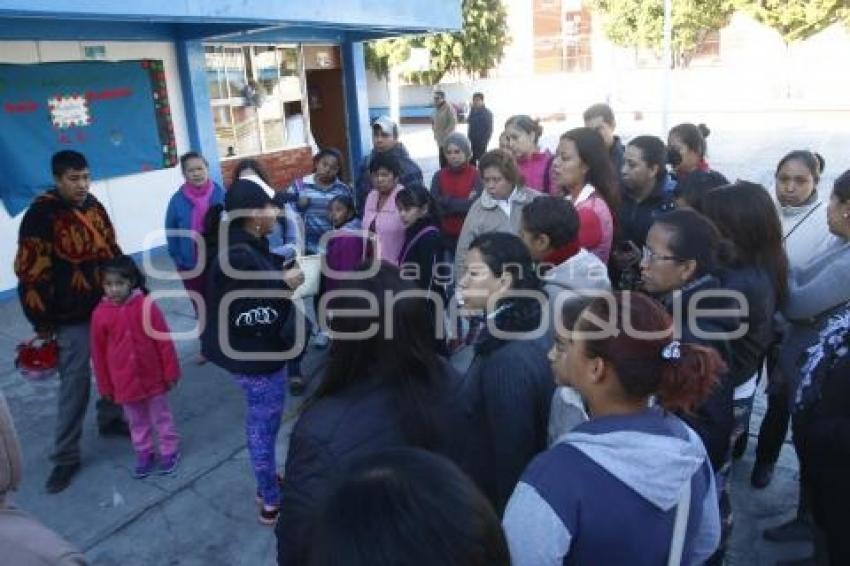 MANIFESTACIÓN ESCUELA JOSÉ MARIANO JIMÉNEZ