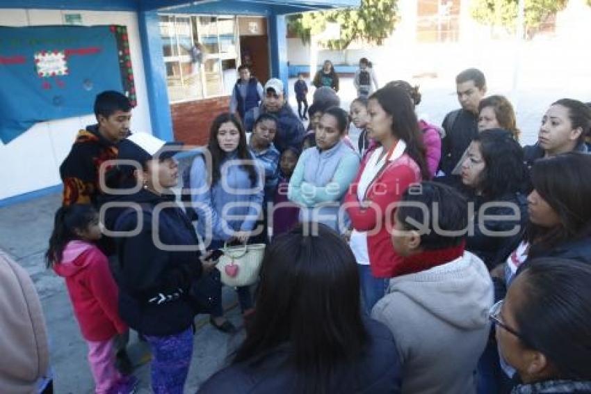 MANIFESTACIÓN ESCUELA JOSÉ MARIANO JIMÉNEZ