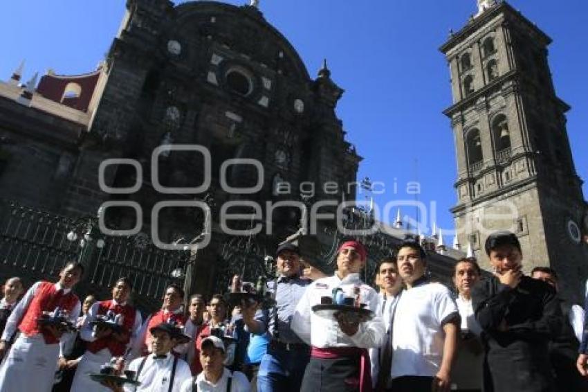 CARRERA DEL MESERO