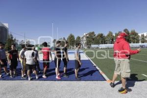 FÚTBOL AMERICANO . LOBOS BUAP