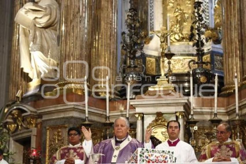 MISA DOMINICAL . CATEDRAL