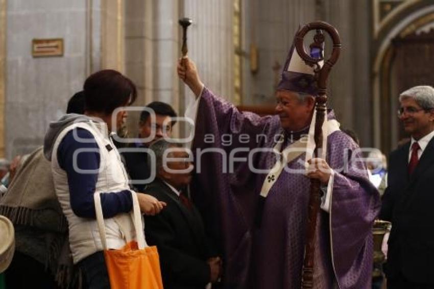 MISA DOMINICAL . CATEDRAL