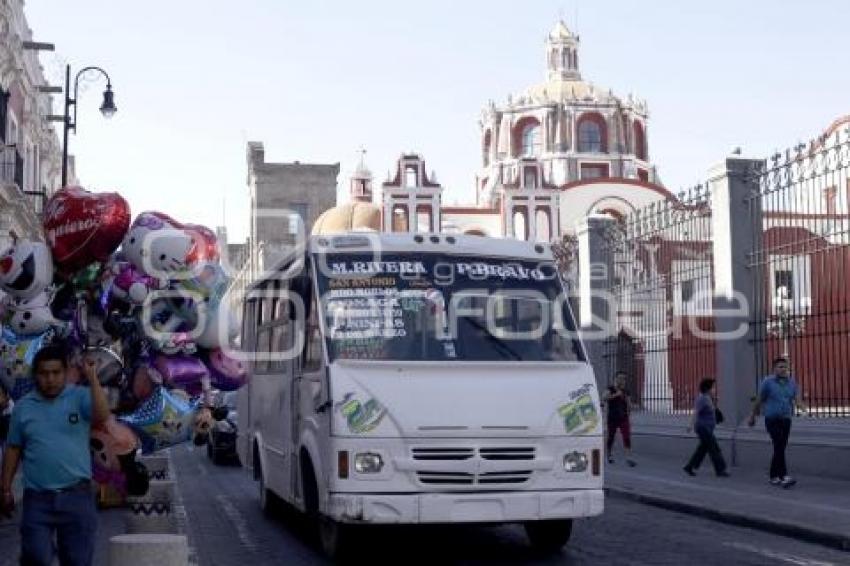 TRANSPORTE PÚBLICO . CENTRO HISTORICO