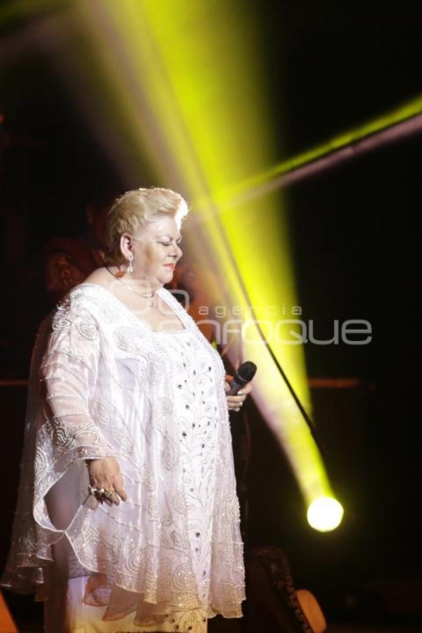 CONCIERTO . PAQUITA LA DEL BARRIO