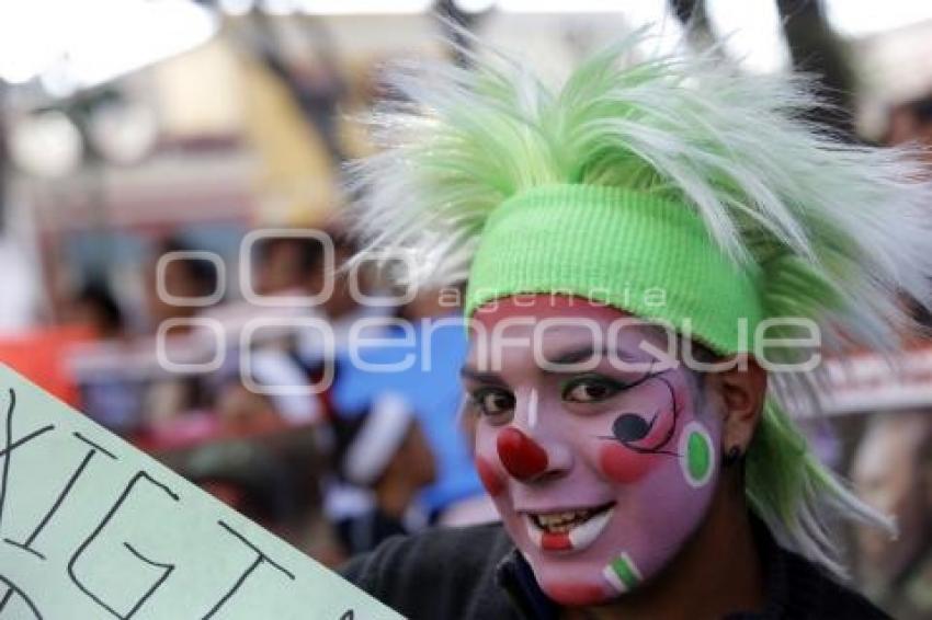 MANIFESTACIÓN DE PAYASOS