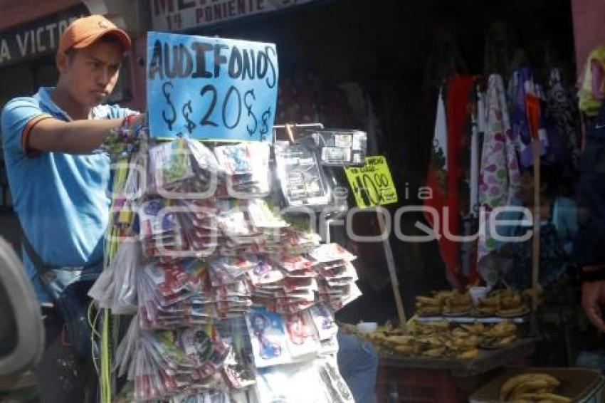 REUBICACIÓN AMBULANTES