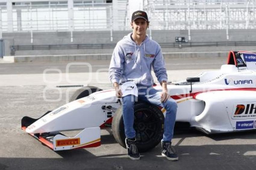 NACAM F4 . ESTEBAN GUTIÉRREZ