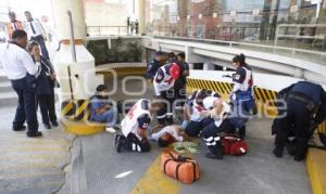 LADRÓN GOLPEADO POR ESTUDIANTES