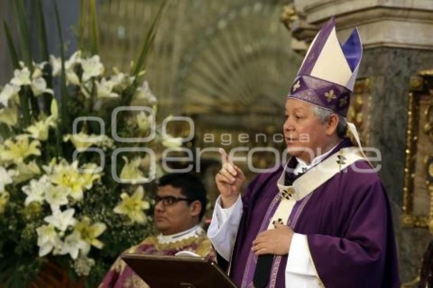 MISA DOMINICAL . CATEDRAL