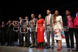 INFORME LEGISLADORES POBLANOS . PRI