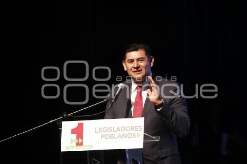 INFORME LEGISLADORES POBLANOS . PRI