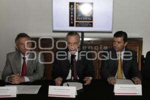 FIRMA CONVENIO IBERO COLEGIO VALUADORES