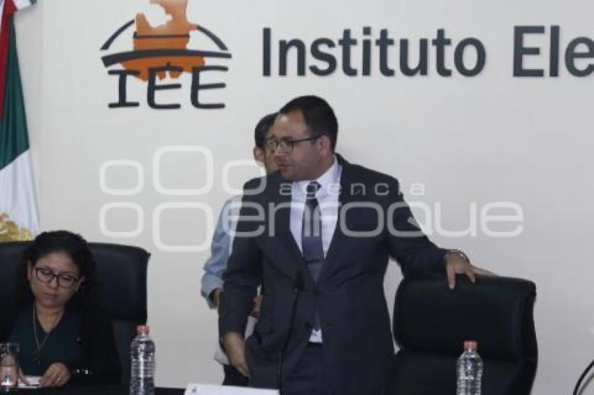SESIÓN IEE