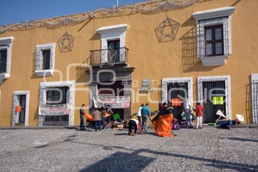 PLANTON CASA AGUAYO . SOCORRO QUEZADA