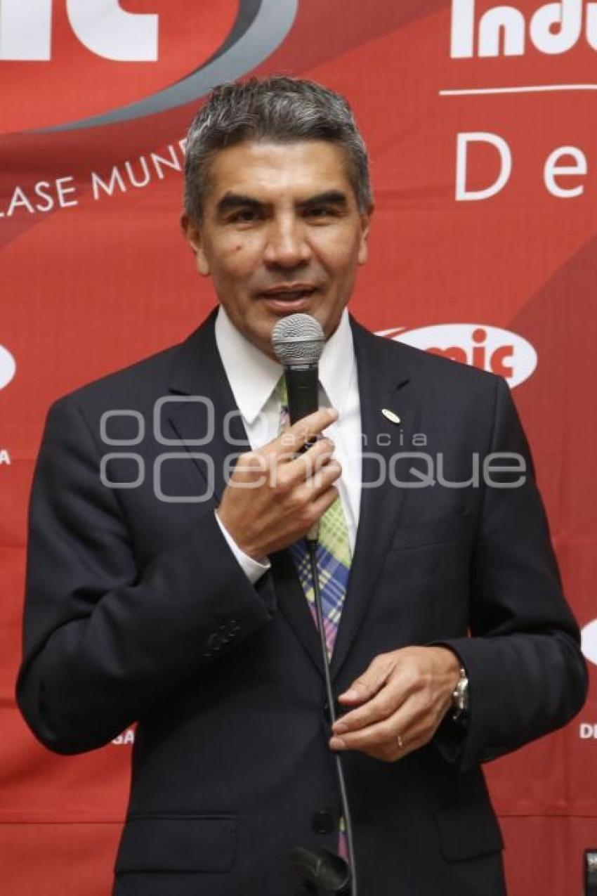 CMIC. ALBERTO RAMÍREZ Y RAMÍREZ