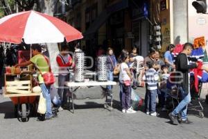 COMERCIANTES AMBULANTES SE REINSTALAN