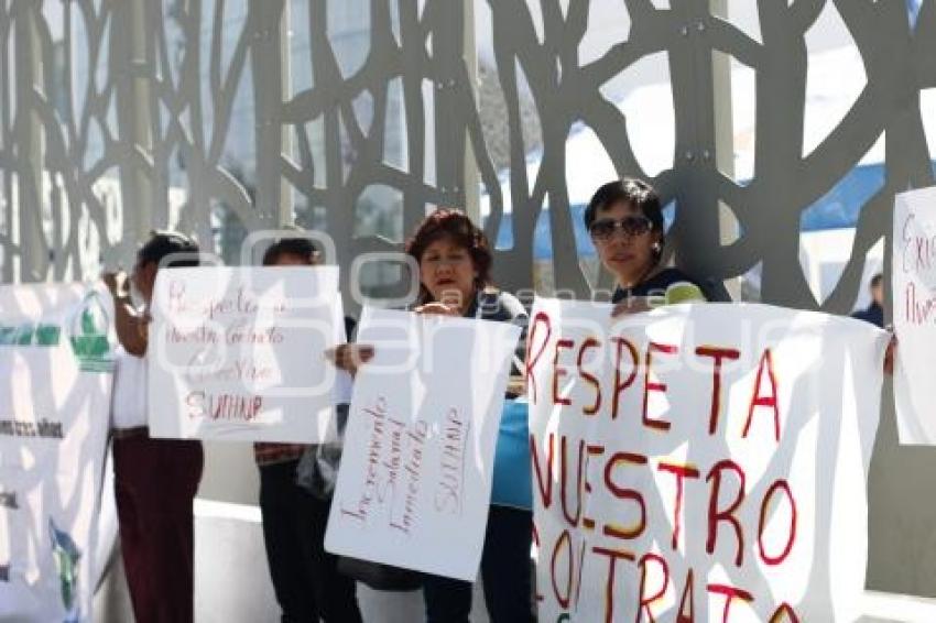 MANIFESTACIÓN TRABAJADORES HNP