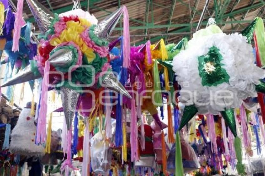 ELABORACIÓN PIÑATAS