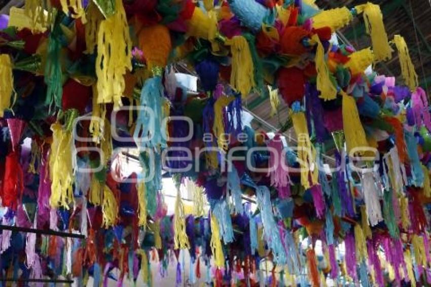 ELABORACIÓN PIÑATAS