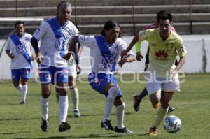 FUTBOL VETERANOS . PUEBLA VS AMERICA