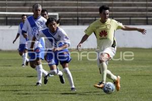 FUTBOL VETERANOS . PUEBLA VS AMERICA