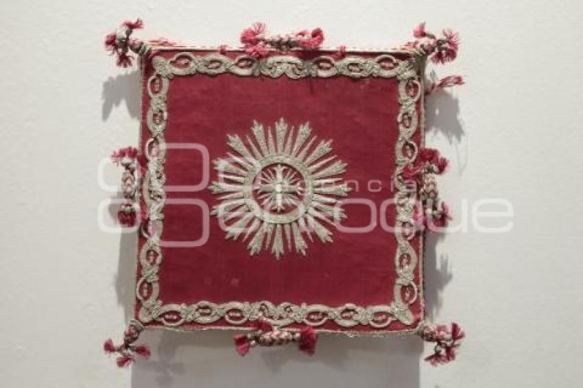 EXPOSICIÓN ORNAMENTOS ARMADURAS DE LA FE