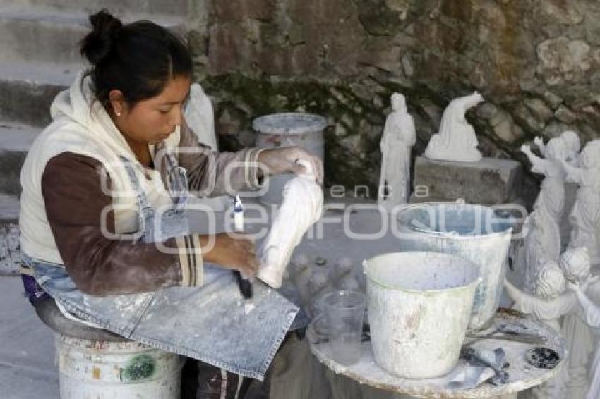 SANTIAGO ACATLÁN . NACIMIENTOS