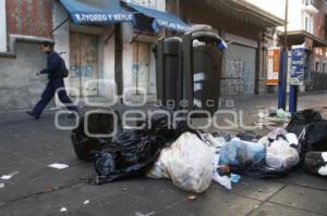 BASURA . NAVIDAD