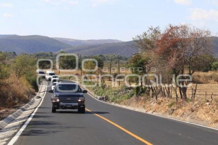 INAUGURACIÓN CARRETERA A HUAQUECHULA