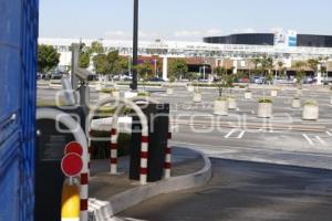 ESTACIONAMIENTOS PLAZAS COMERCIALES