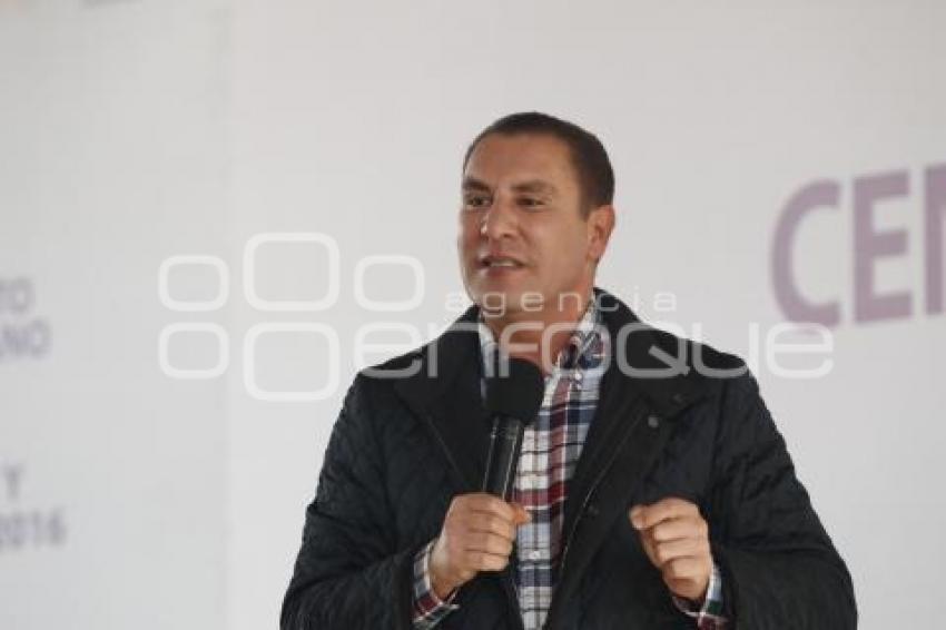 RAFAEL MORENO VALLE