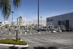 ESTACIONAMIENTOS PLAZAS COMERCIALES