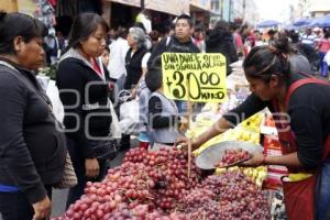 UVAS . AÑO NUEVO