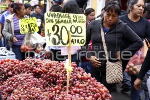 UVAS . AÑO NUEVO