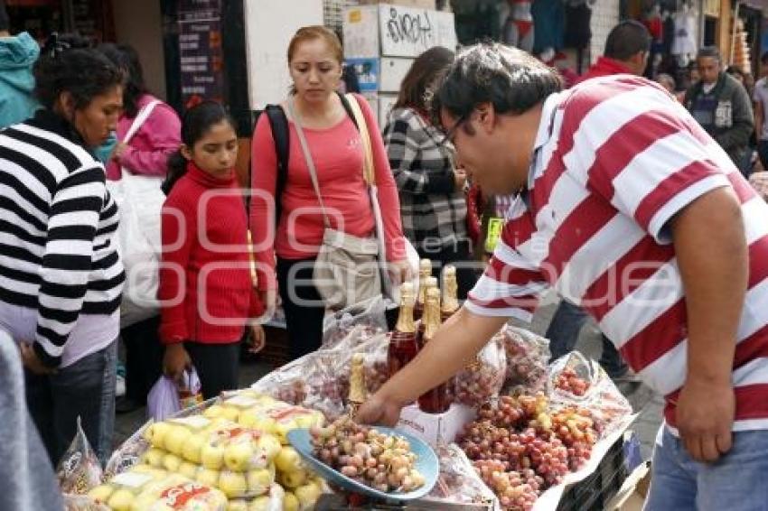 UVAS . AÑO NUEVO