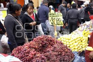 UVAS . AÑO NUEVO