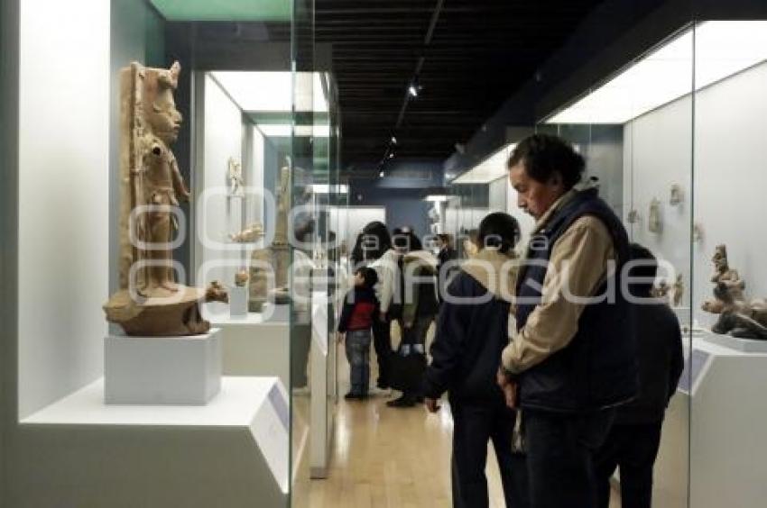 NOCHE DE MUSEOS . MUSEO AMPARO