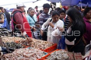 AÑO NUEVO .  MERCADO 5 DE MAYO