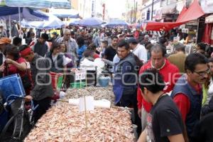 AÑO NUEVO .  MERCADO 5 DE MAYO