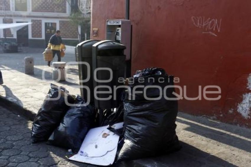 BASURA . AÑO NUEVO