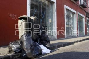 BASURA . AÑO NUEVO