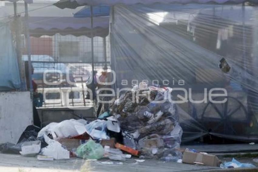 BASURA . AÑO NUEVO