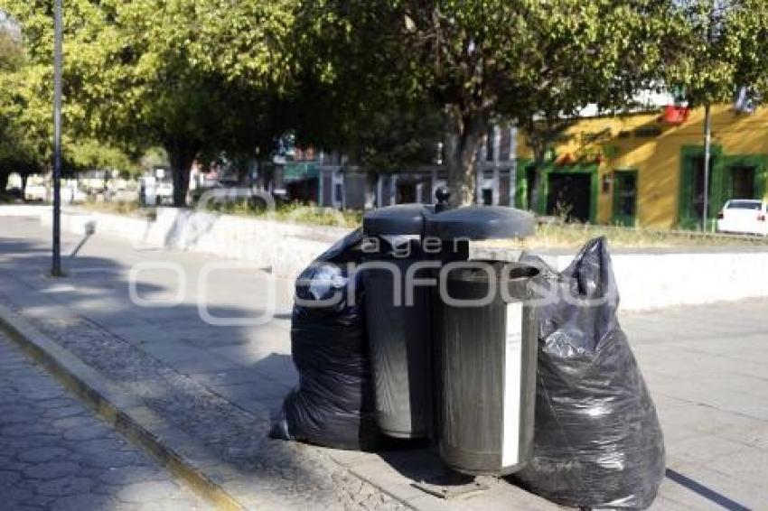 BASURA . AÑO NUEVO