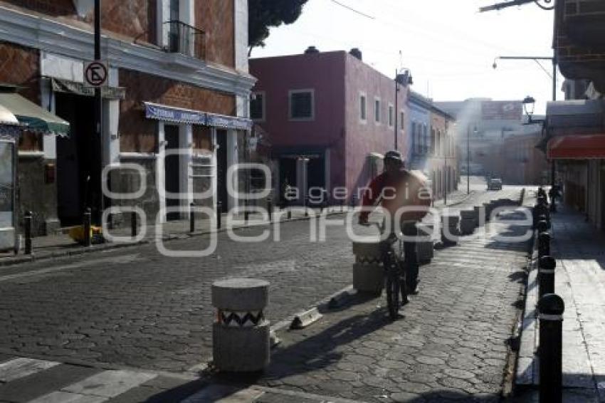 CALLES VACÍAS