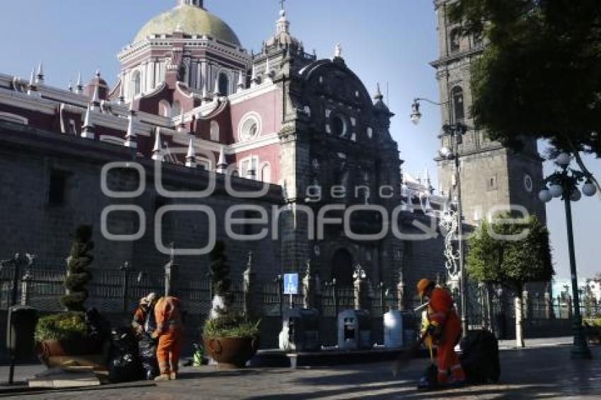 BASURA . AÑO NUEVO