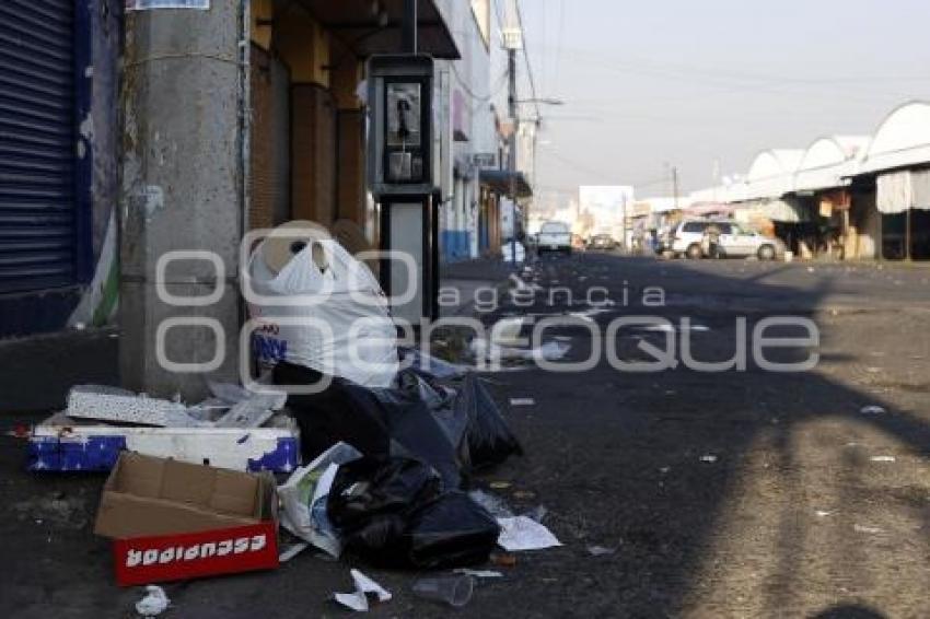 BASURA . AÑO NUEVO