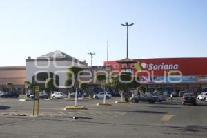 ESTACIONAMIENTOS PLAZAS COMERCIALES